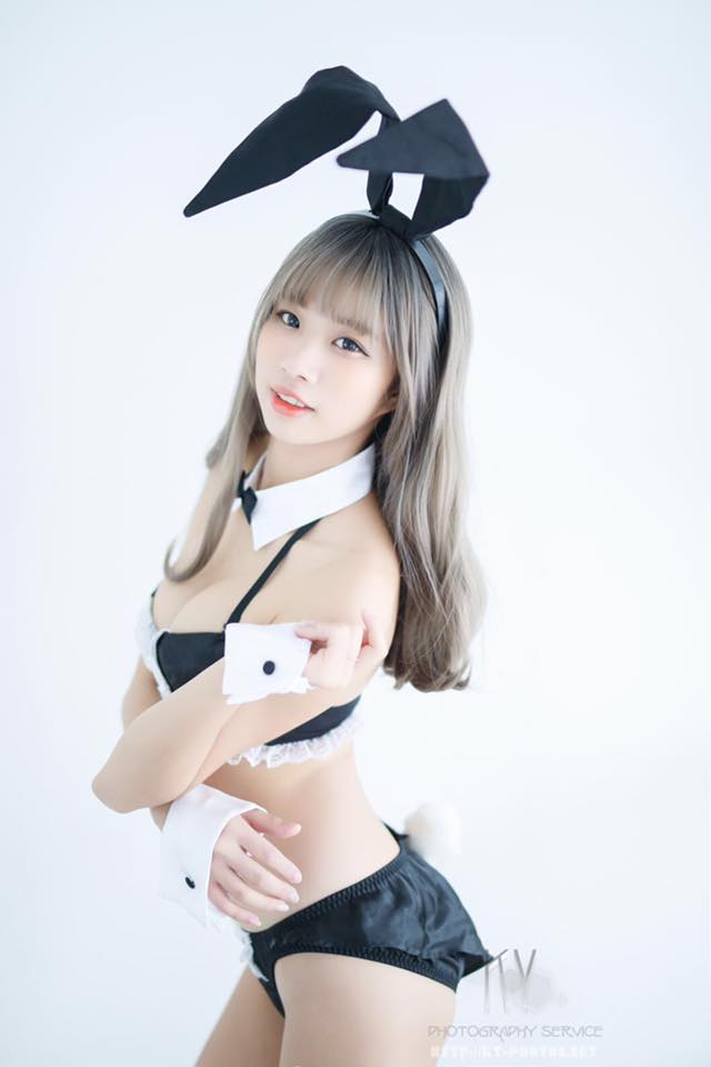 這根本是在犯罪！「甜軟爆乳小隻馬」化身兔女郎魅惑你的視神經！
