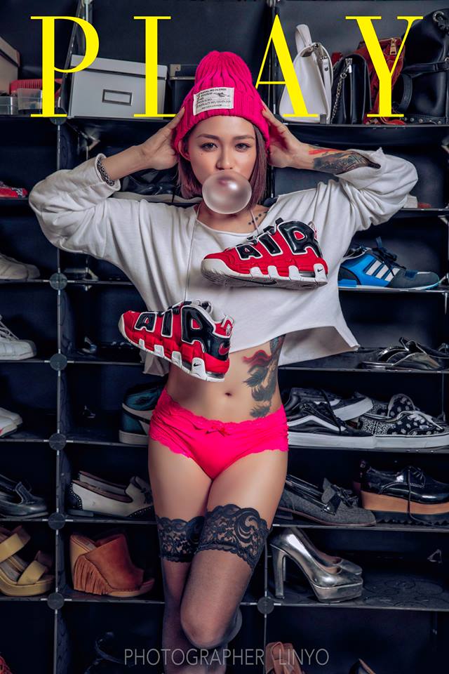 地表最霸氣櫃姐！外拍界「唐老大」藝術感的刺青點綴惹火身材！畫面太辣難以直視！