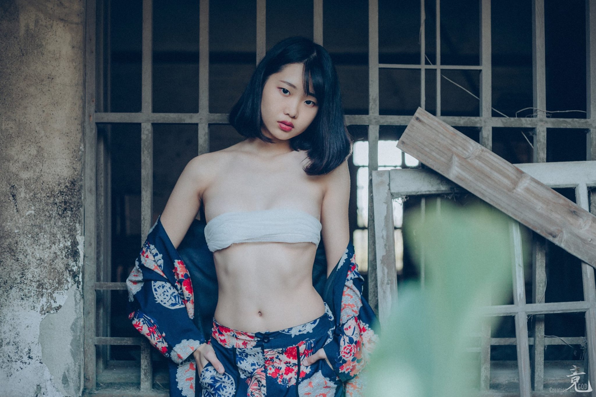緊縛的「日系學生妹」！性感美乳身材配上禁忌的絕對領域，最誘人軟萌妹！