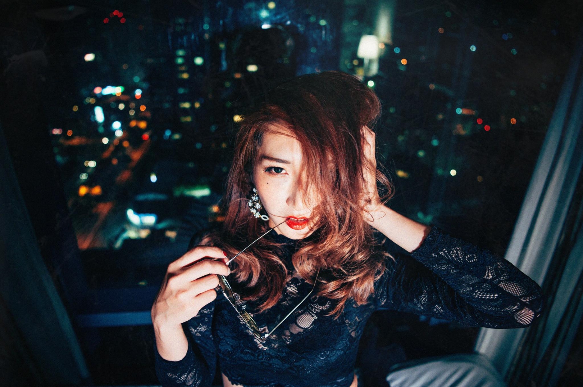 「排球女神」的午夜誘惑！超狂野「美臀曲線」的不夜邀請，給你最刺激的夜生活！