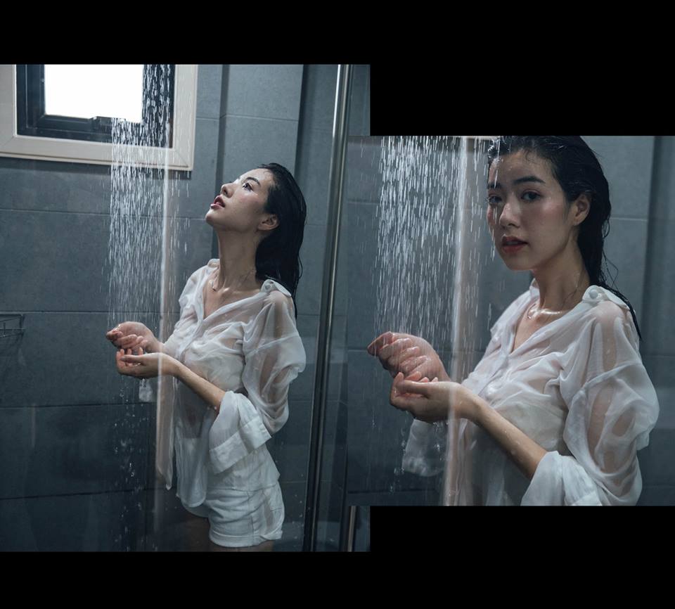 白襯衫就是要配濕身秀！「美乳正妹」在攝影師鏡下結合情慾與女體的優美藝術！