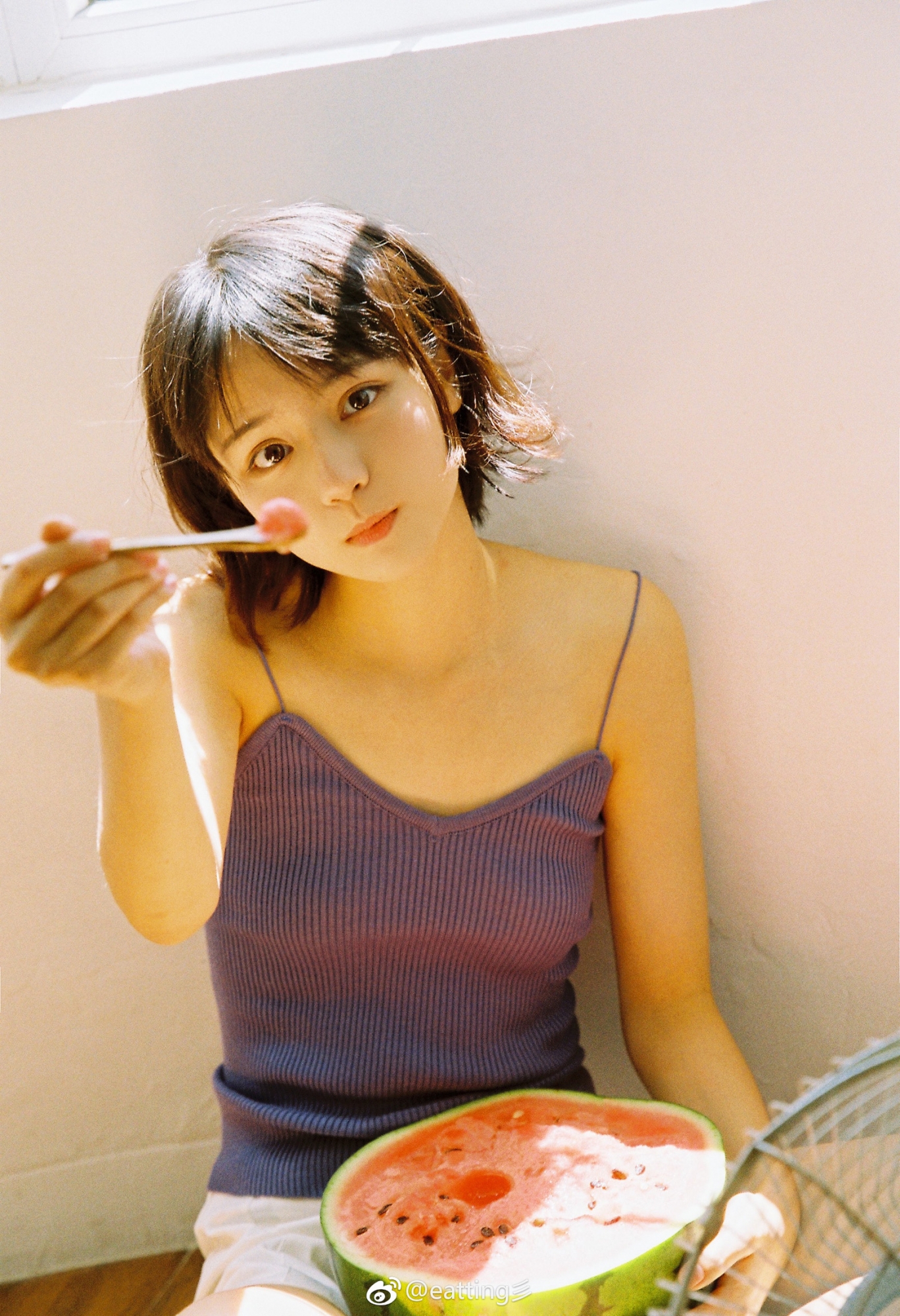 就是要顏值先決！夏天就是要看清涼的「少女寫真」，甜美畫面絕對消暑！
