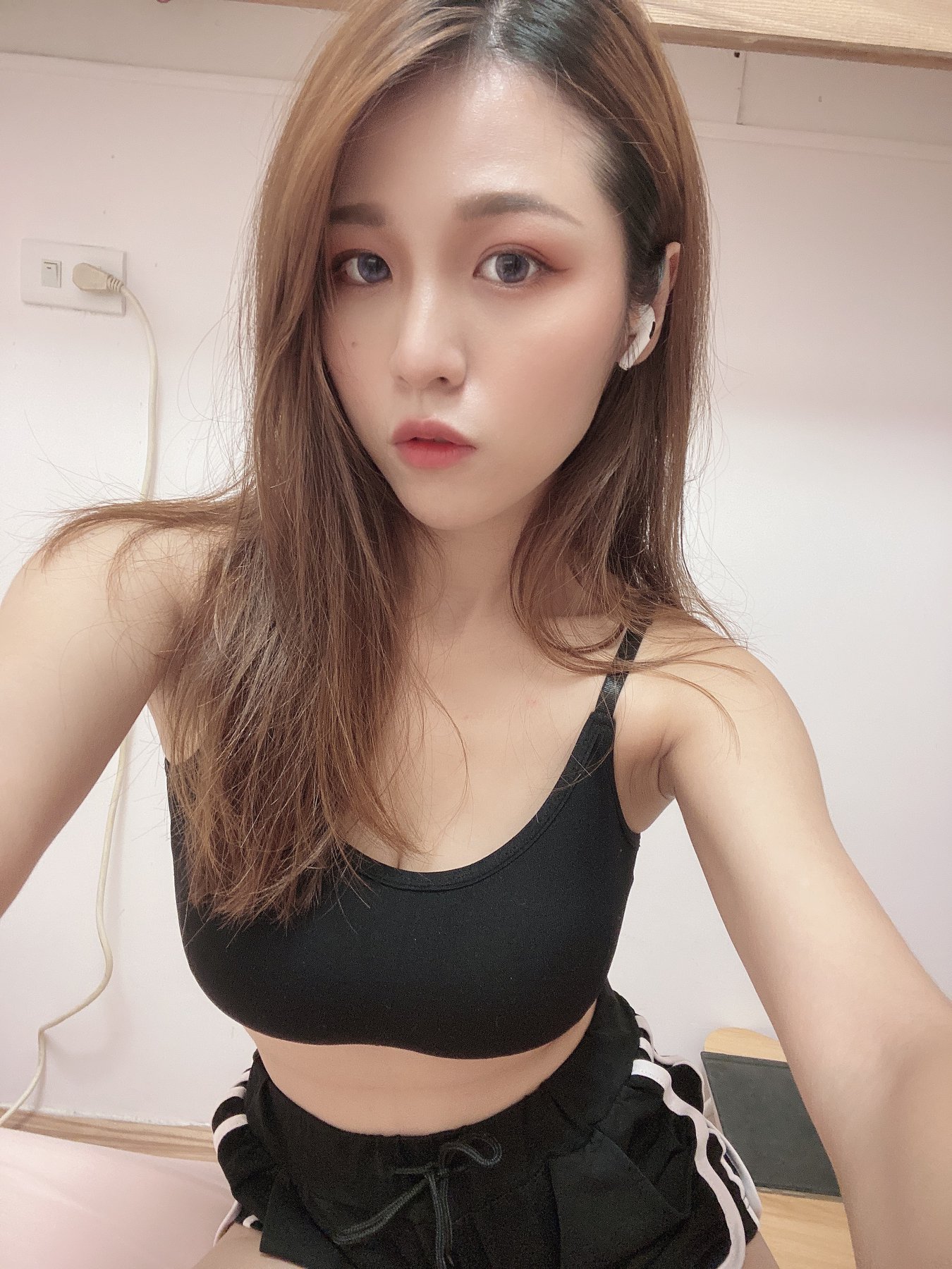 婠妍 的封面照