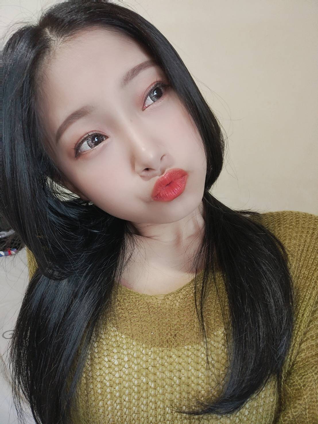 145小隻馬-霓霓 的封面照