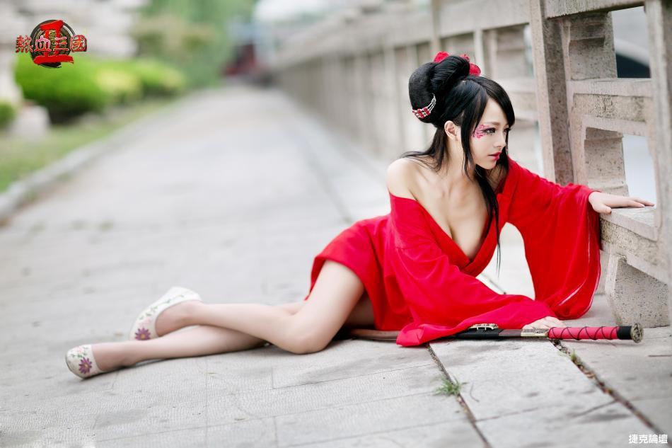 Li ling. Li рубашка. Li ling dislyte. Li ling модель. Angelalee李玲.