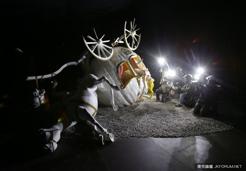 「成人版迪士尼樂園」Dismaland 限時開放中　黃牛票喊價十五萬元！