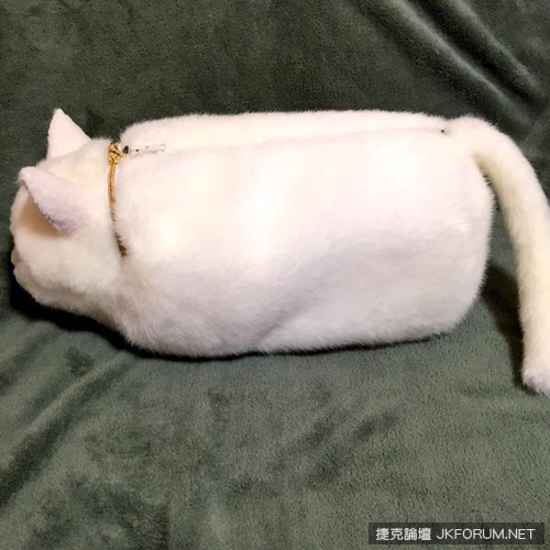《超逼真貓咪包》背一隻貓咪出門即將變成新流行嗎？（誤）