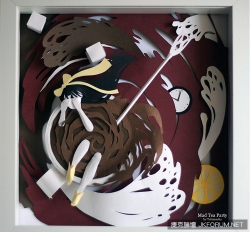 立體夢遊仙境《紙雕愛麗絲2.0》黑髮愛麗絲出乎預料的萌♥