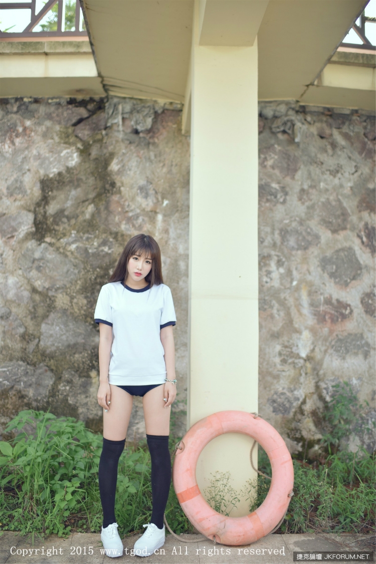 160451nnr7uv04ly09rbn0.jpg