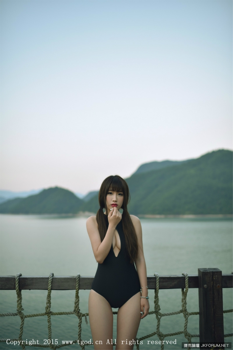 1605559bdw5uxv43zmzddv.jpg