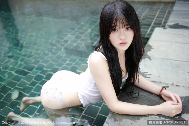 0005586gju7gnclbjng6xl.jpg