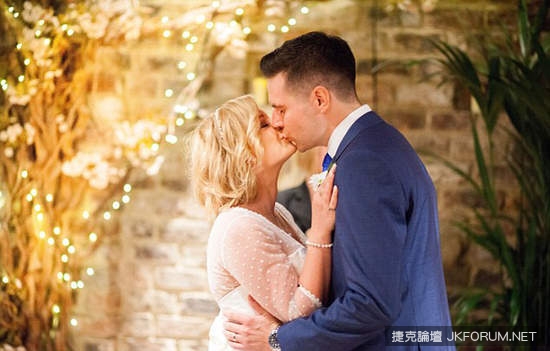 《新郎與伴郎不得不說的故事》確定不是你們兩個要結婚？