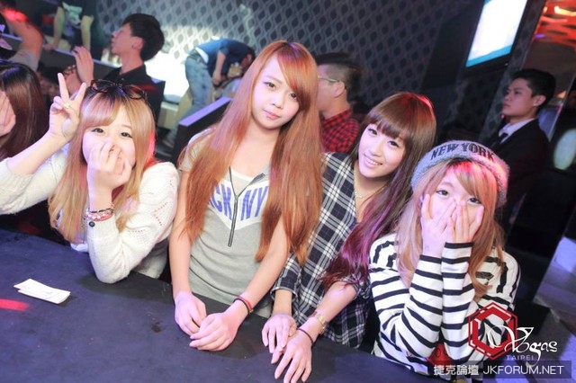 台灣夜店Lucky Friday - 夜店辣妹 -