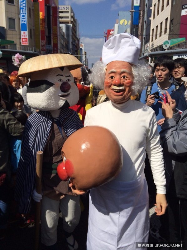 童年崩壞！日本街頭出現超恐怖「麵包超人」Cosplay！