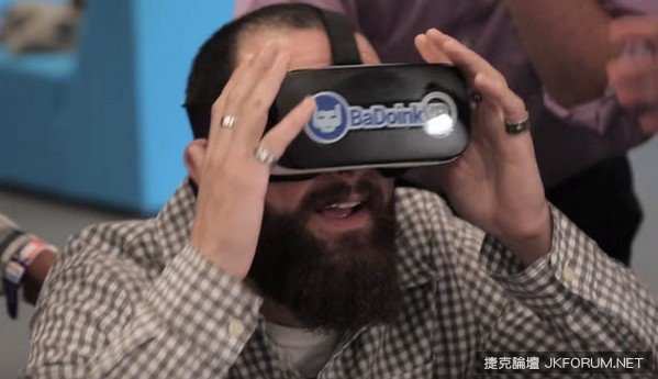 Pornhub 推出 VR 虛擬實境成人電影頻道！　身歷其境不是夢想