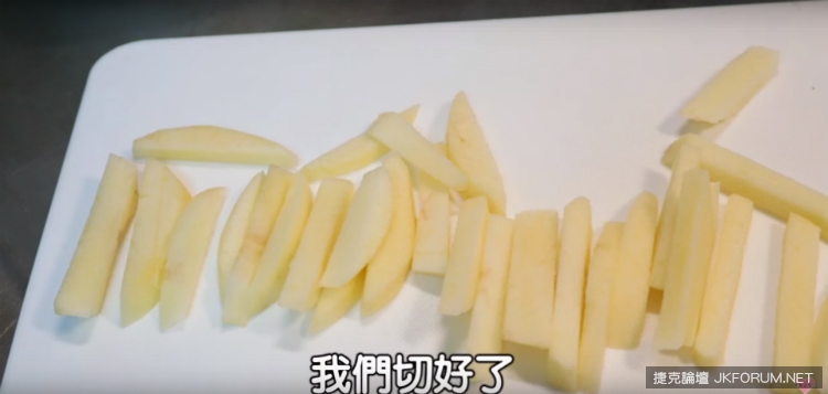 萌妹子手把手教你怎麼作愚人節料理　就算被整也不會生氣