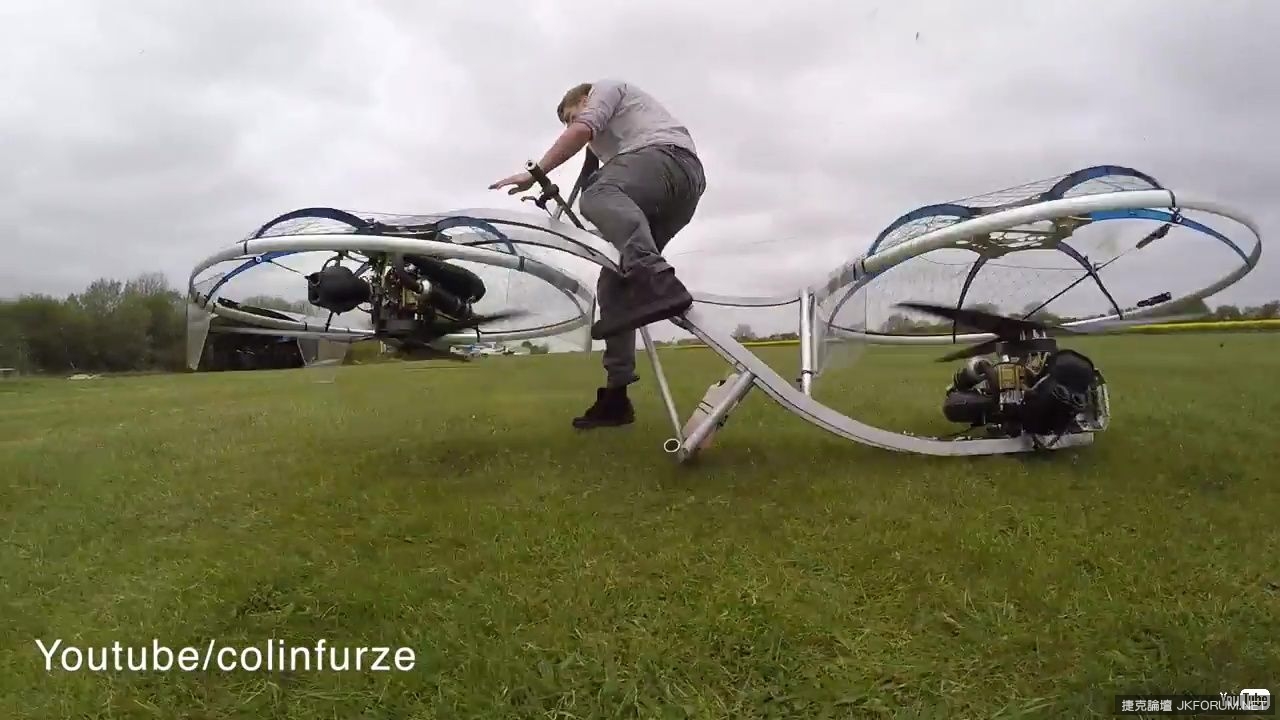 男人的浪漫！Youtuber發明家自製飛行腳踏車Hoverbike！
