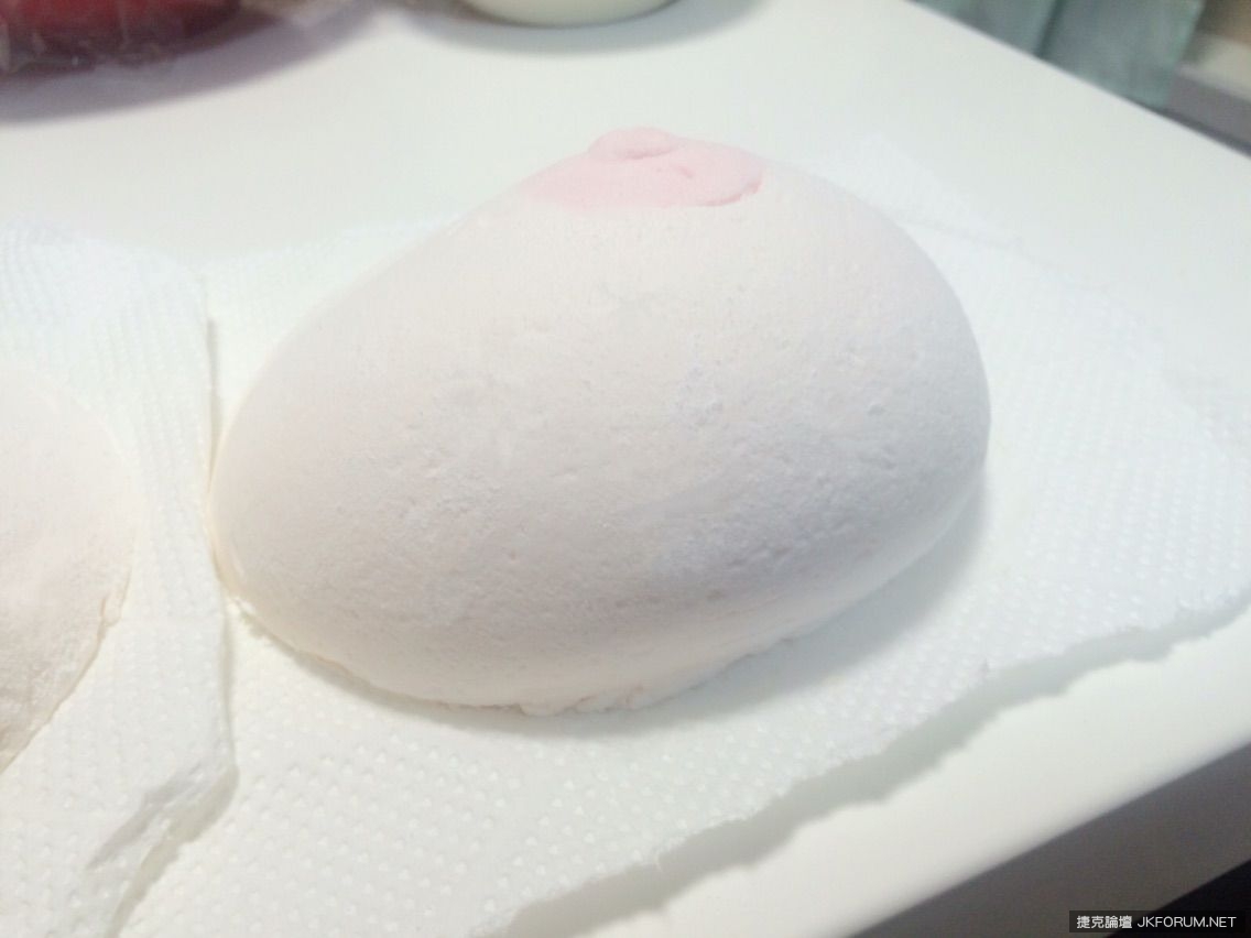 日本女優G奶料理又有新招！這次依然沒人在乎食物好不好吃&#8230;