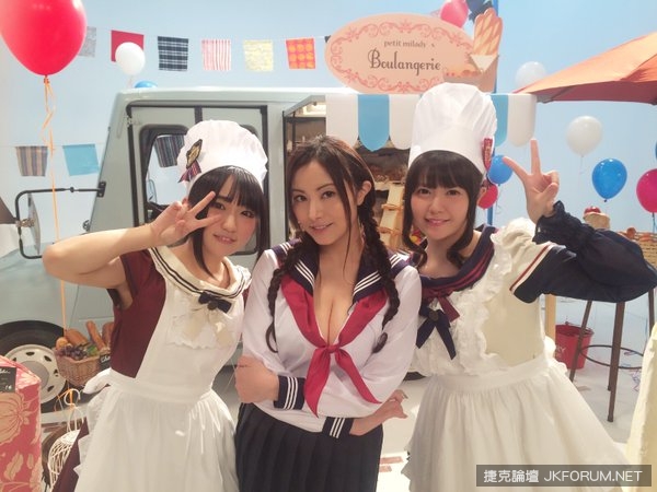 聲優也要靠巨乳力拼？巨乳御姊聲優高橋智秋水手服讓人受不了！