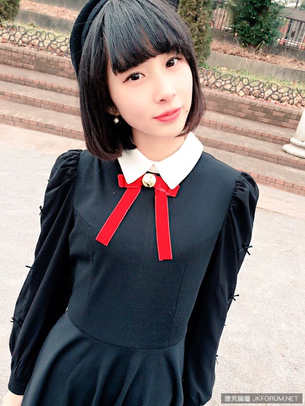 好可愛～爆紅水手服少女代言跳舞　短裙飄逸程度太讓人羞惹