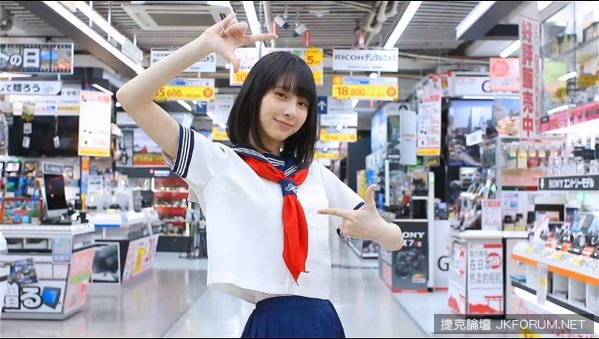 好可愛～爆紅水手服少女代言跳舞　短裙飄逸程度太讓人羞惹