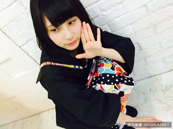 好可愛～爆紅水手服少女代言跳舞　短裙飄逸程度太讓人羞惹