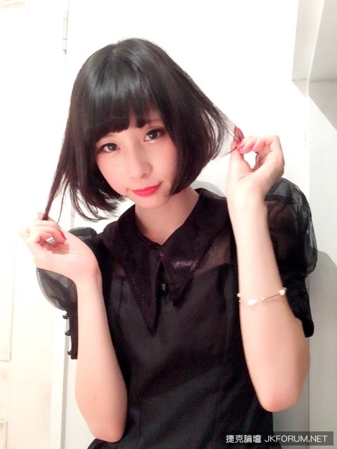 好可愛～爆紅水手服少女代言跳舞　短裙飄逸程度太讓人羞惹