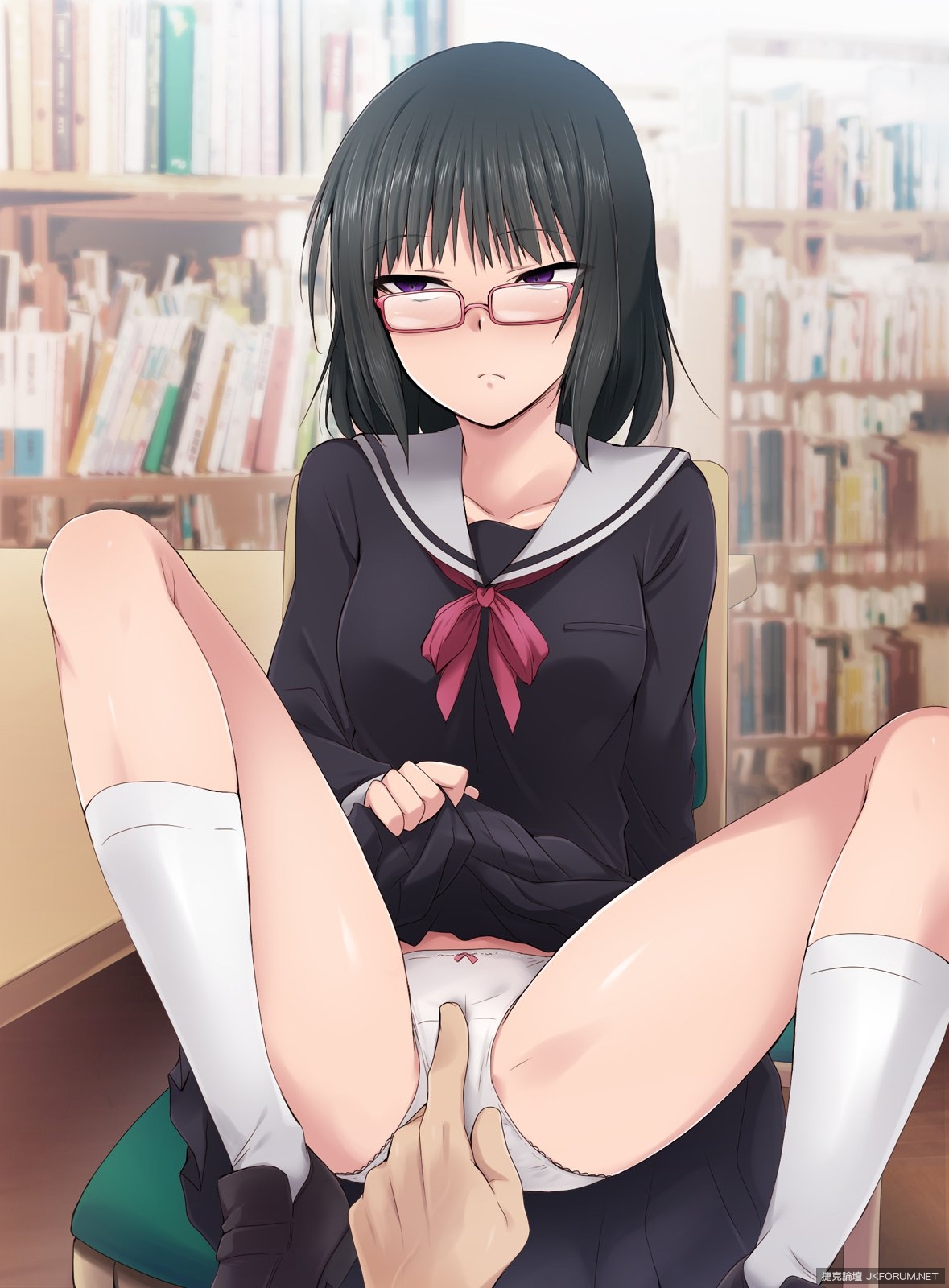 17575433qmq1at9t9r19m4.jpg