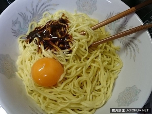 日本最新瘋傳泡麵吃法　只要加一點這個就能讓美味提升檔次！