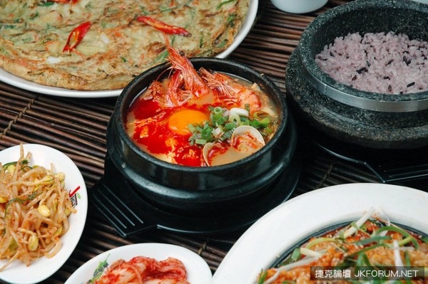 部隊鍋、辣年糕、烤肉好好吃！不可不知十大人氣韓國餐廳