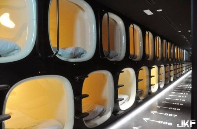 沒搭到末班車怎麼辦　日本女性的緊急過夜措施是？