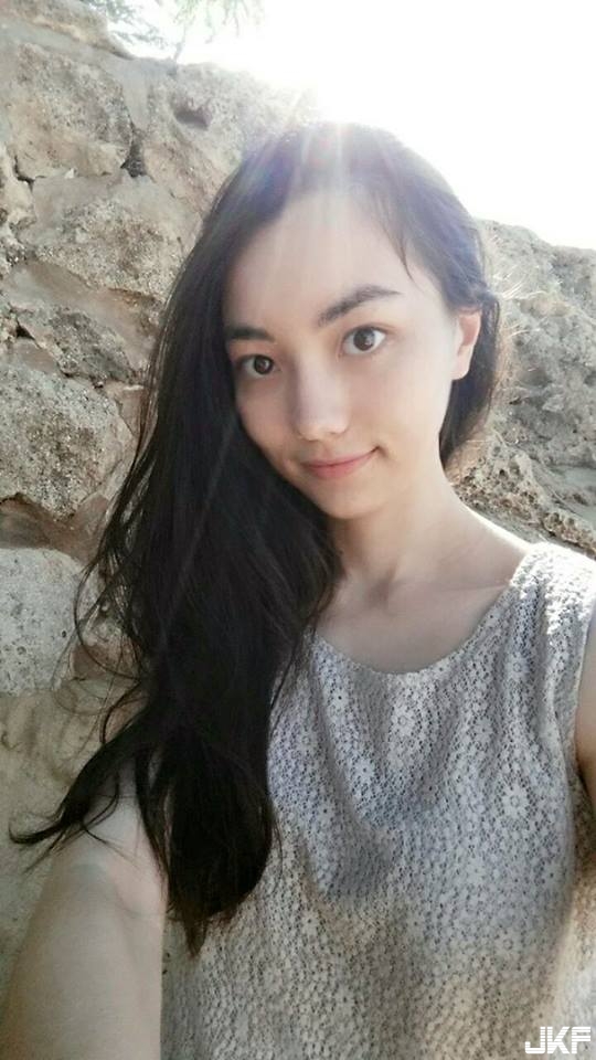 22歲超美台灣第一女棋手　混血臉蛋讓人好戀愛