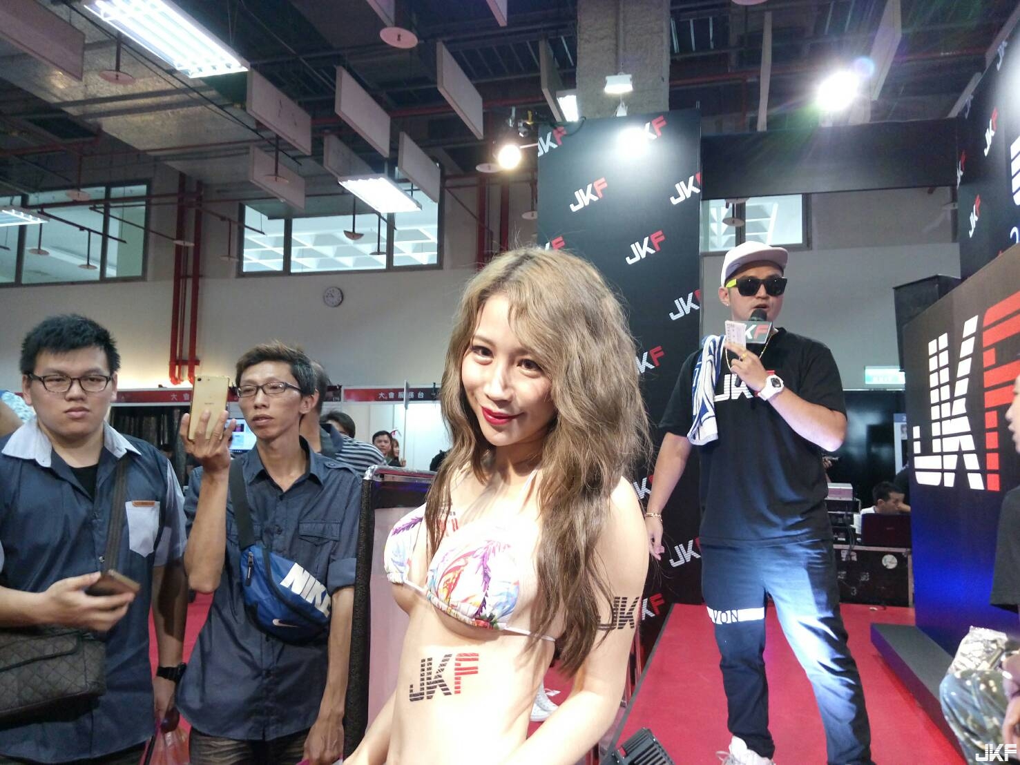 23092358h1003w07h0h34y.jpg