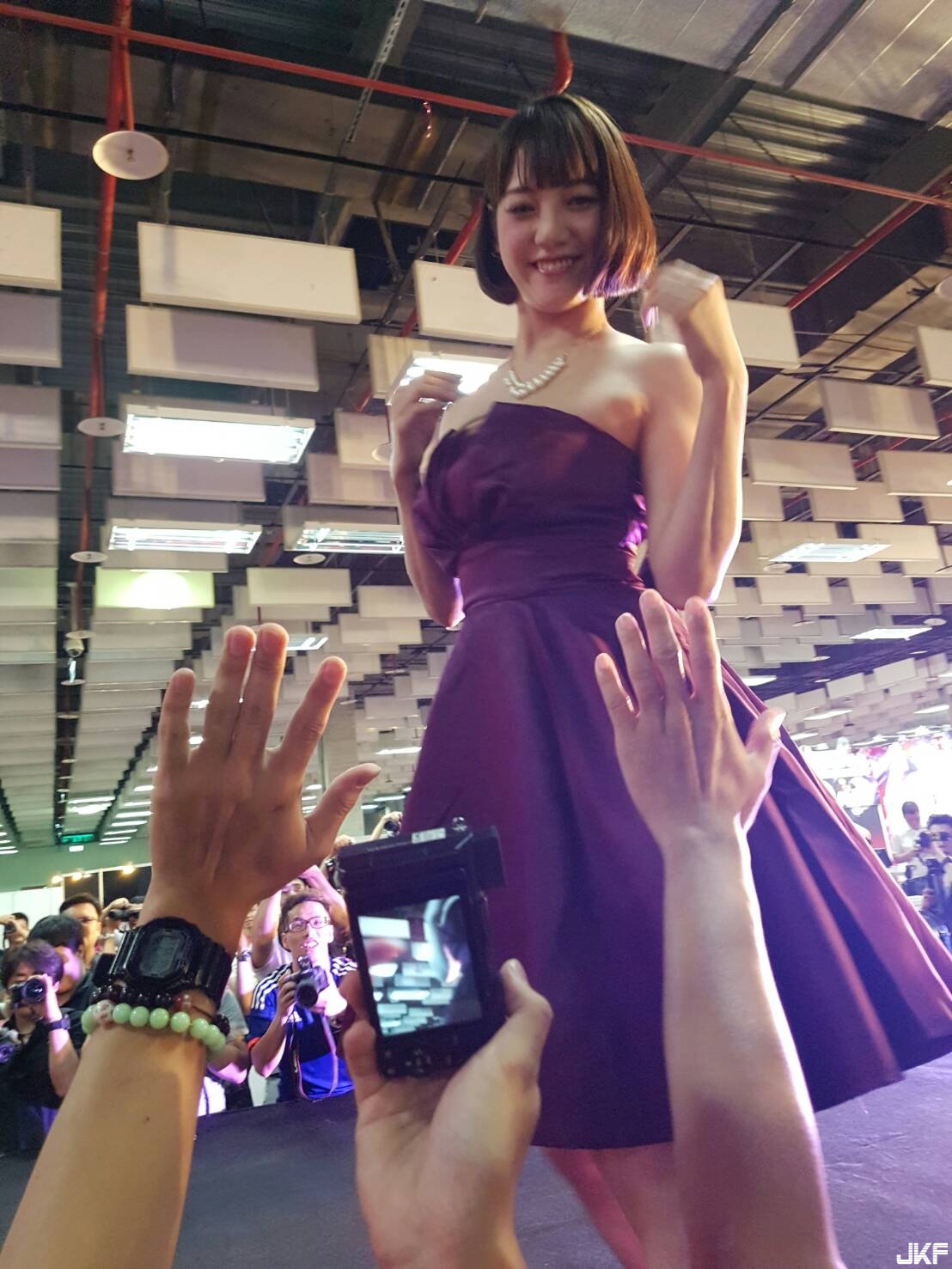 781004.jpg