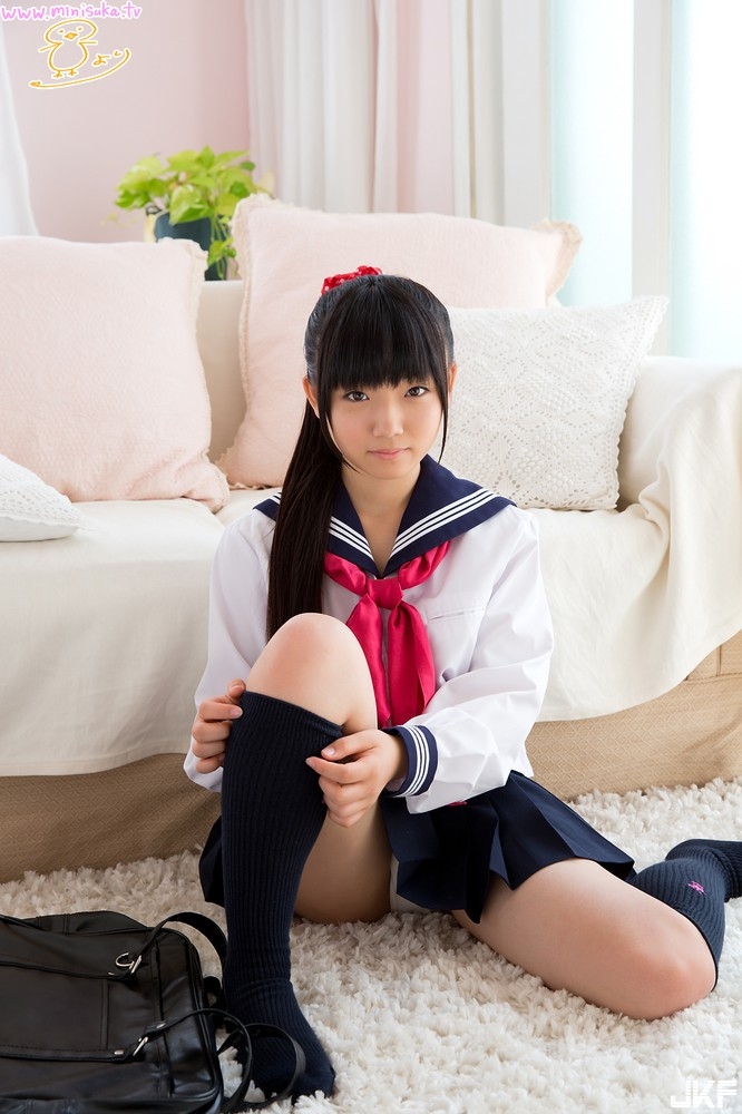 sample-5ce7a6dd6bea01035d9b4c8263f1eff7.jpg
