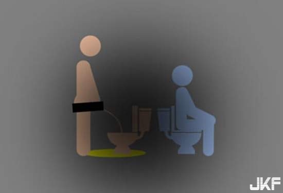【蜗牛棋牌】《男生坐著尿尿的理由》哥需要坐下來靜靜思考自己的人生…？