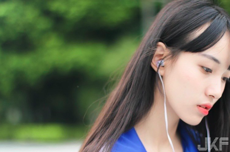 15歲女孩身高「超過173公分」顏值融化眾人！男網友：這輩子沒看過那麼漂亮的&#8230;