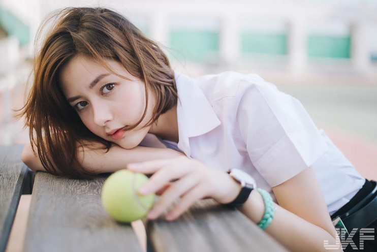 泰國混血兒「失敗機率低」校花級學生妹制服下透出震盪