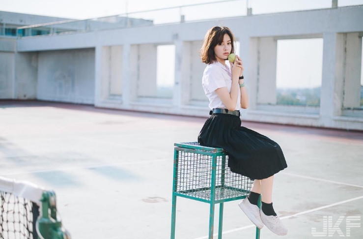 泰國混血兒「失敗機率低」校花級學生妹制服下透出震盪