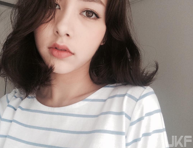 泰國混血兒「失敗機率低」校花級學生妹制服下透出震盪