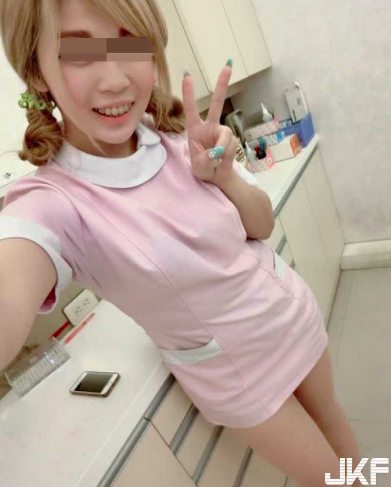 超狂！網友看牙醫驚見女助理「短裙露內褲」牙齒整個不痛了！女助理私底下上班超狂的