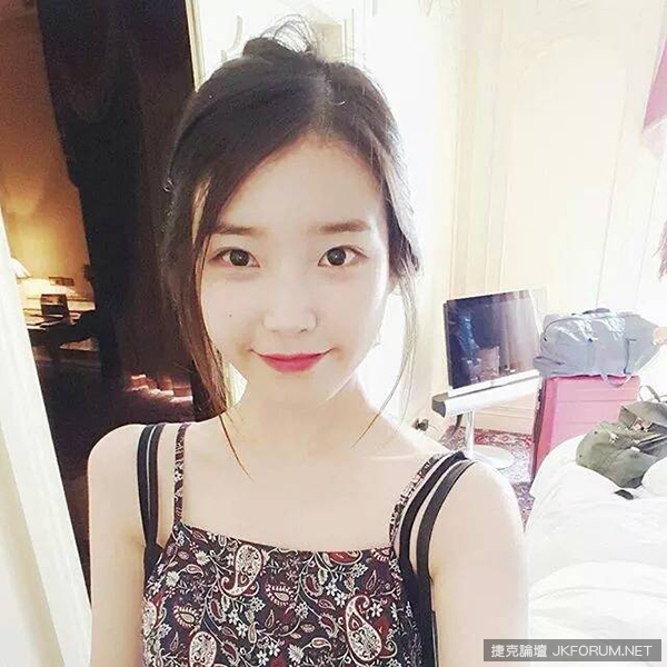 你怎麼選？性感的小野馬？還是清純惹人疼的國民妹妹？