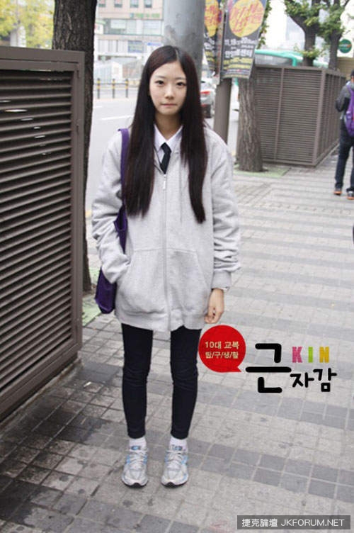 韓國高中生美貌與身材都直逼「模特兒等級」　可以直接組女團出道了