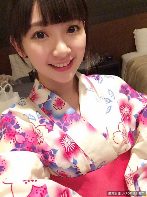 媽媽發怒！看個幼幼台老公、小孩魂都飛了！感嘆姊姊威力太強……小孩、大人一併俘虜