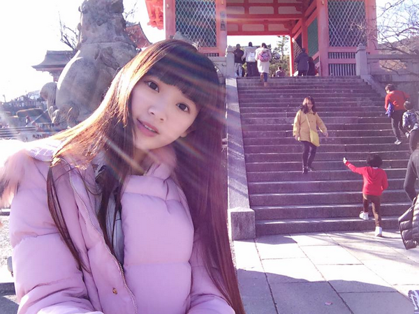 媽媽發怒！看個幼幼台老公、小孩魂都飛了！感嘆姊姊威力太強……小孩、大人一併俘虜