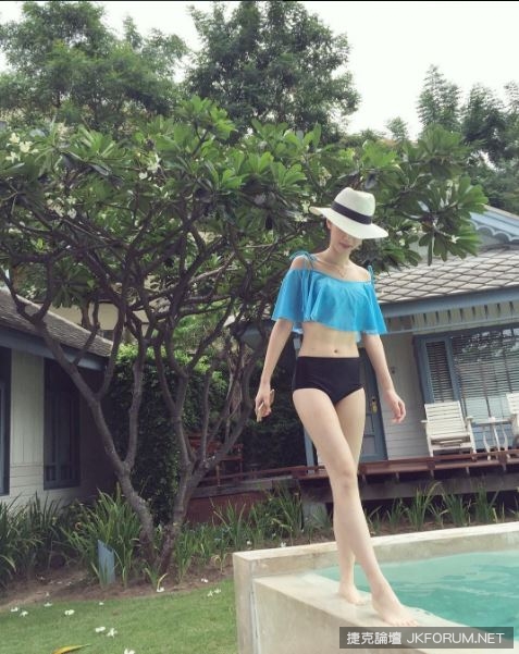 「輔大張景嵐」氣質正妹胸前又有料！連證件照都美到讓人想戀愛！