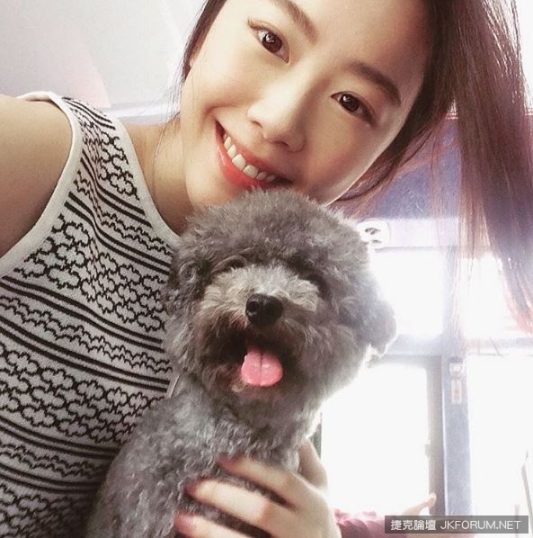 「輔大張景嵐」氣質正妹胸前又有料！連證件照都美到讓人想戀愛！