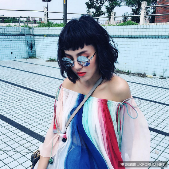 難以駕馭的美！帥氣正妹《李函》不畏他人眼光做自己～忠於自我的嗆辣風格酷到骨子裡