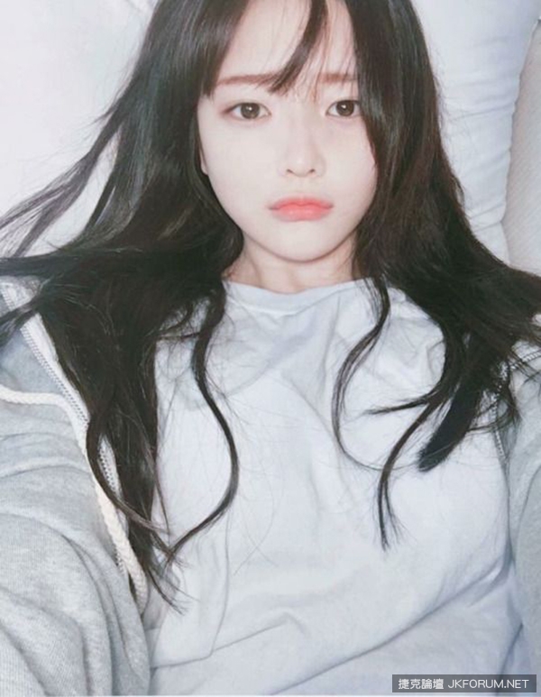 韓國清新系列氣質小正妹，睡眼惺忪的樣子美到讓人下跪，女神降臨你還在幹嘛？快拜啊！