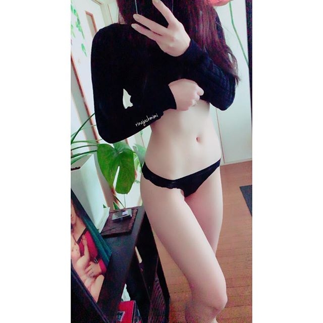 極上的誘惑！日正妹曬美腿+翹臀　粉絲直呼：光看就想要